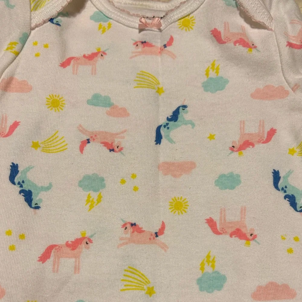 Lot of Carter's Clothes for Baby - Size 3M